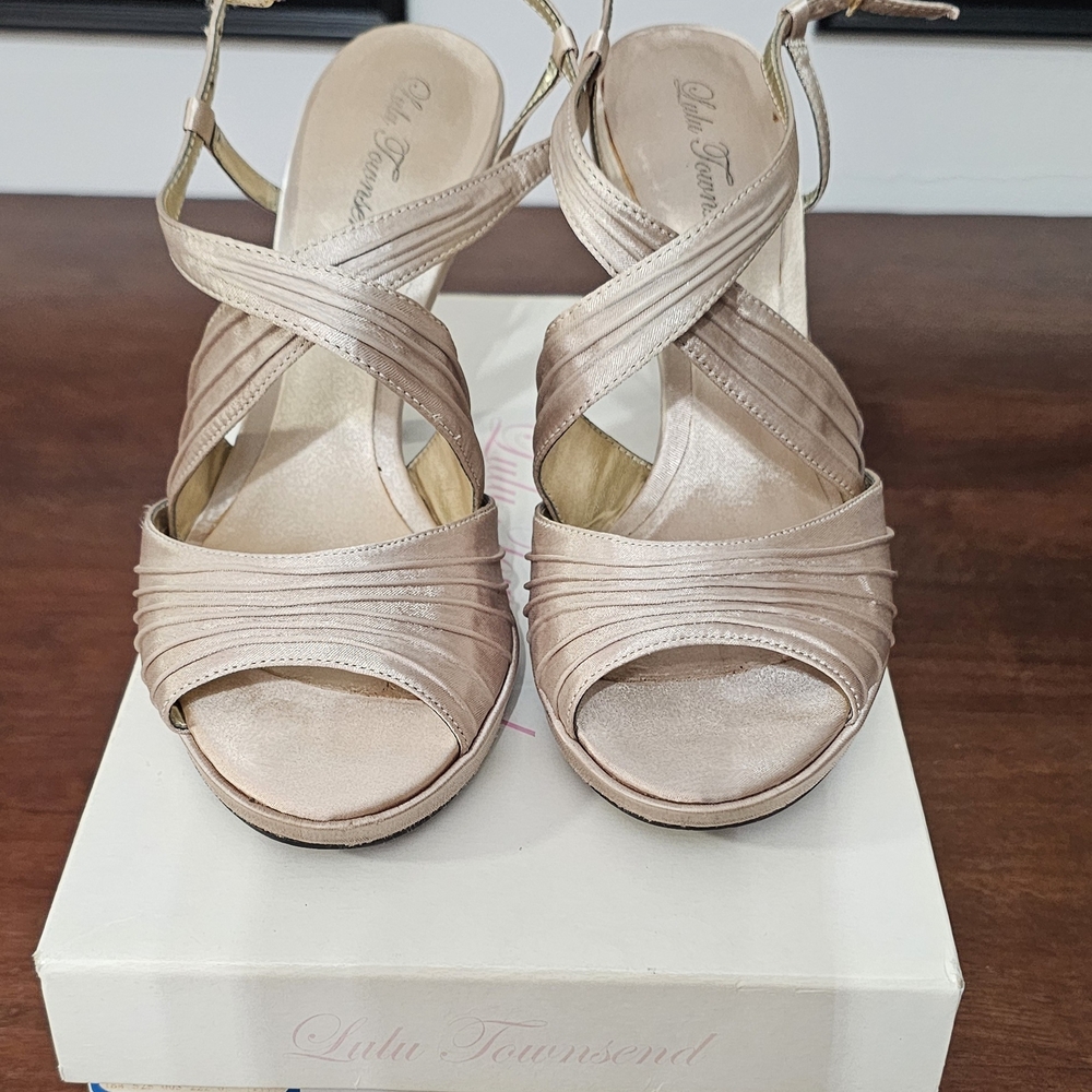 Lulu Townsend Women's Ivory Strappy Heels